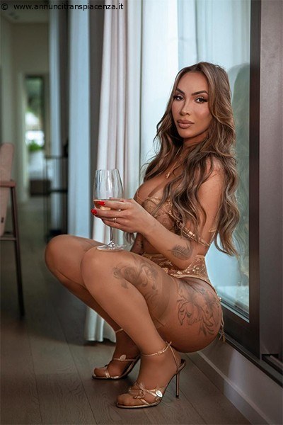Foto Mariana Ferraz  Transescort Napoli