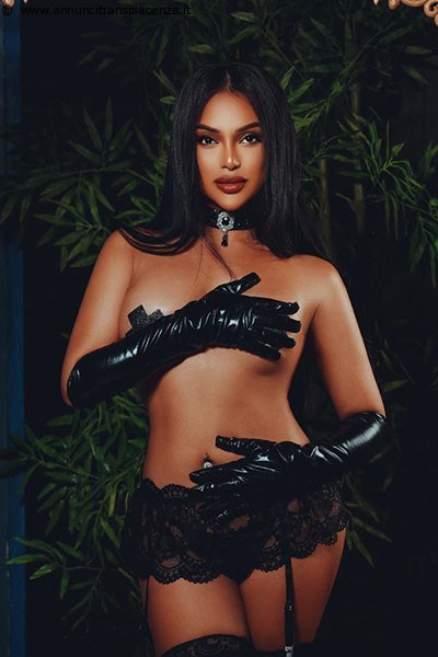 Foto Sammi Asiatica  Transescort Milano